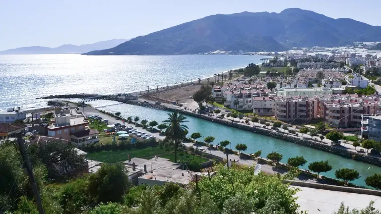 Bozyazı