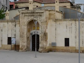 Kubat Paşa Medresesi