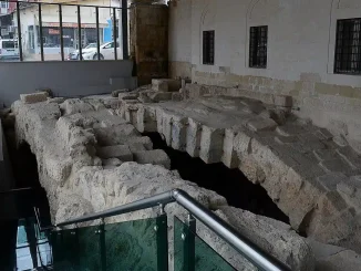 Makam-ı Şerif Camii