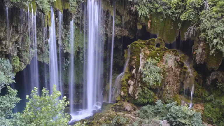 Yerköprü Şelalesi